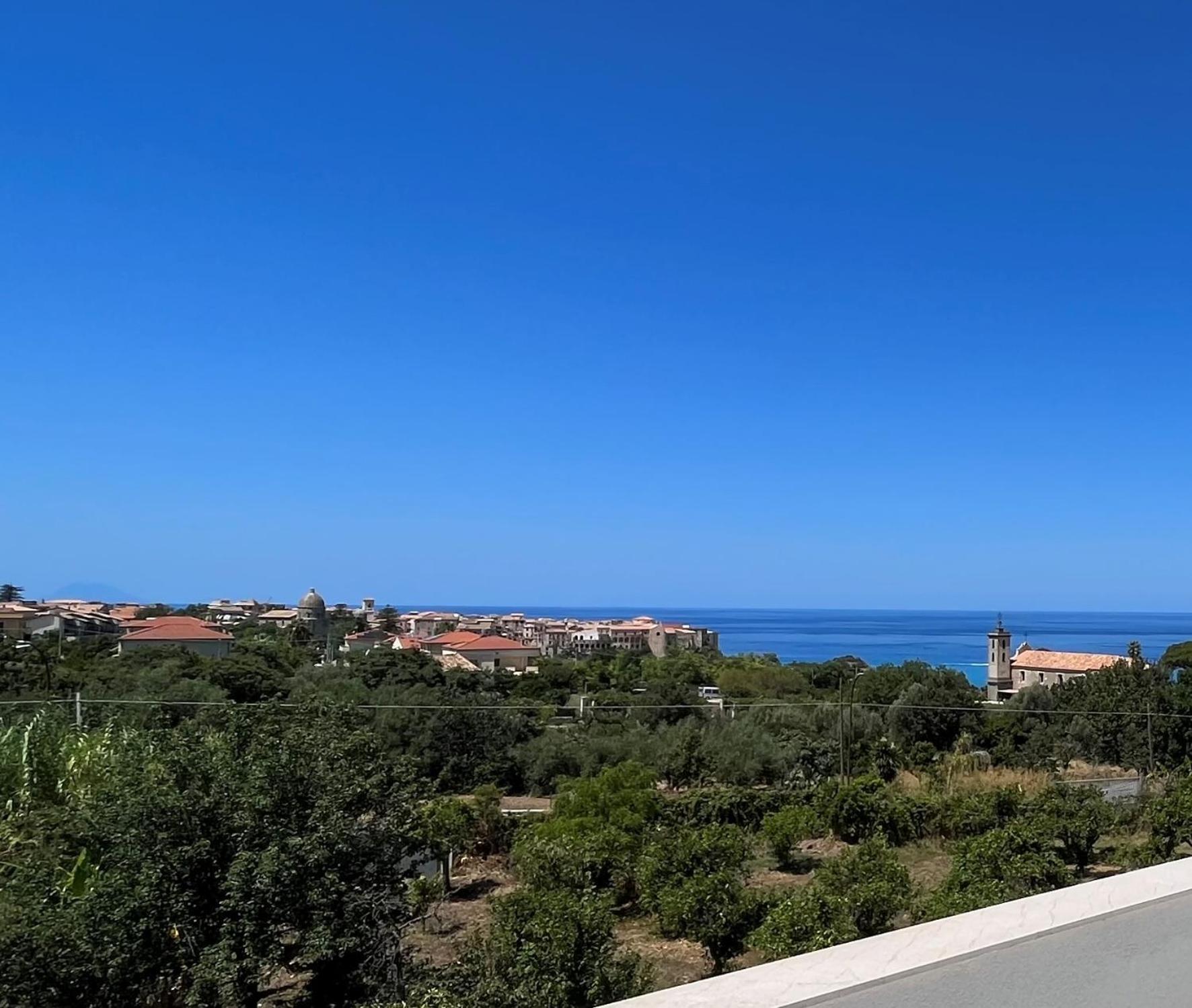 Aurantia - Mediterranean Tale トロペーア エクステリア 写真
